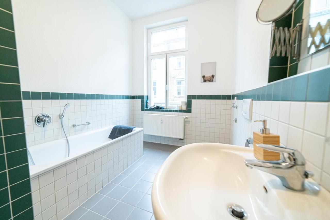 Fullhouse - Halle - Vs7 - 3 Beds - Nespresso Luaran gambar
